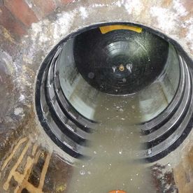 Liner-end seal on a channel - before